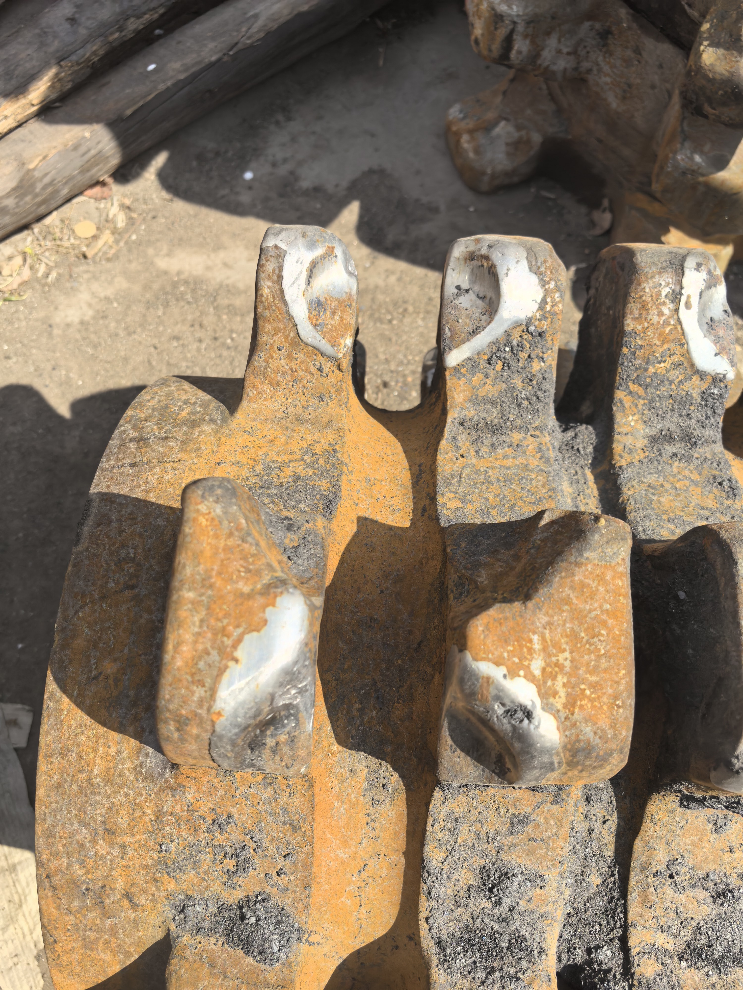 耐磨材料补焊解决方案